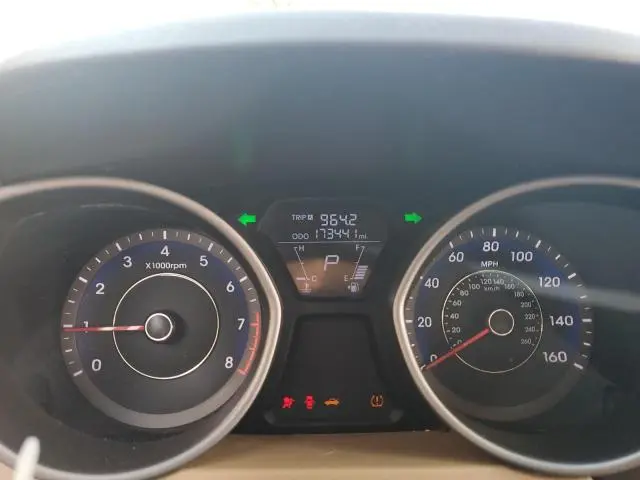 2011 HYUNDAI ELANTRA GLS  