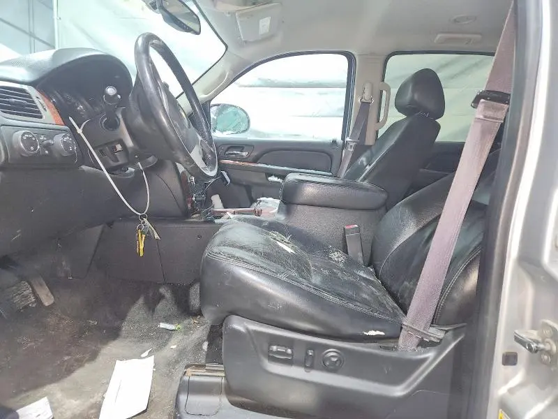 2013 CHEVROLET SUBURBAN K1500 LTZ  