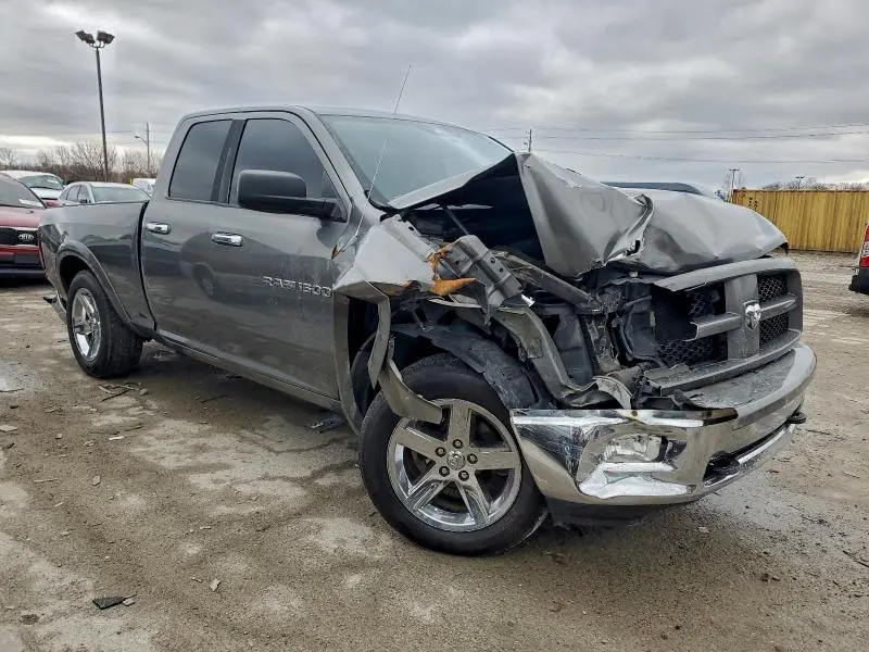 2012 DODGE RAM 1500 SLT  