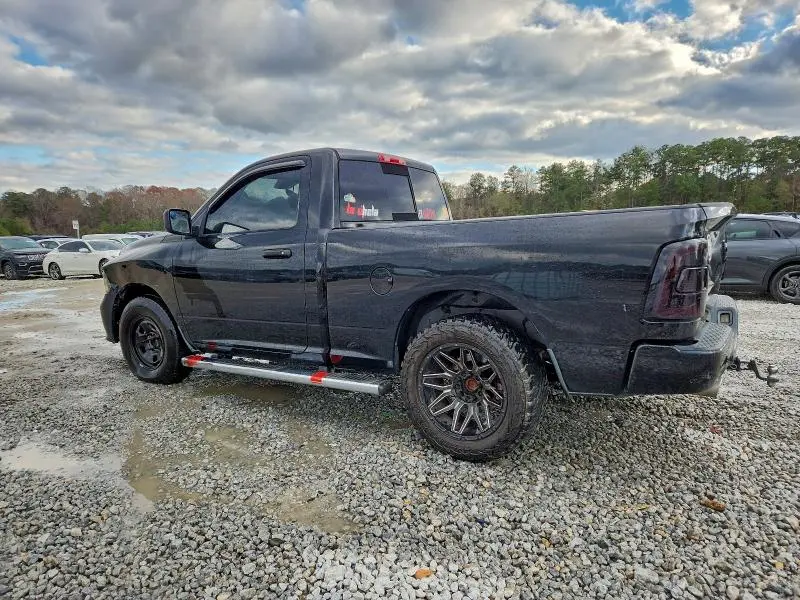 2014 RAM 1500 ST  