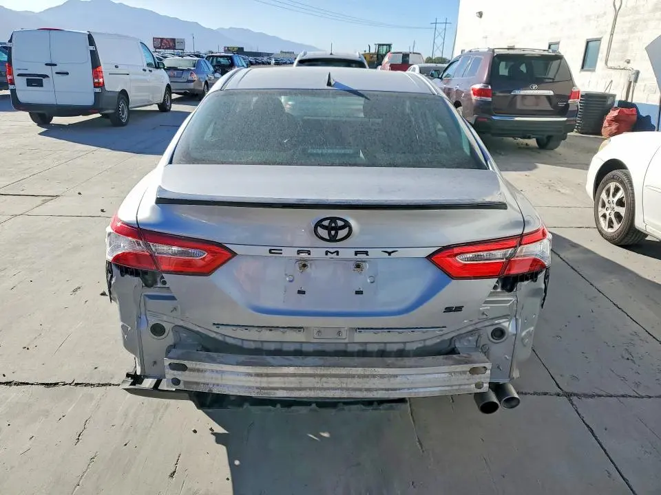 2020 TOYOTA CAMRY SE NIGHTSHADE  