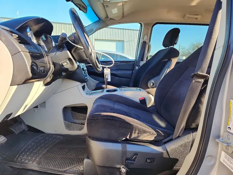 2013 DODGE GRAND CARAVAN SXT  