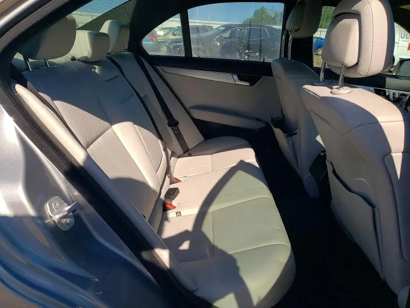 2013 MERCEDES-BENZ C 250  