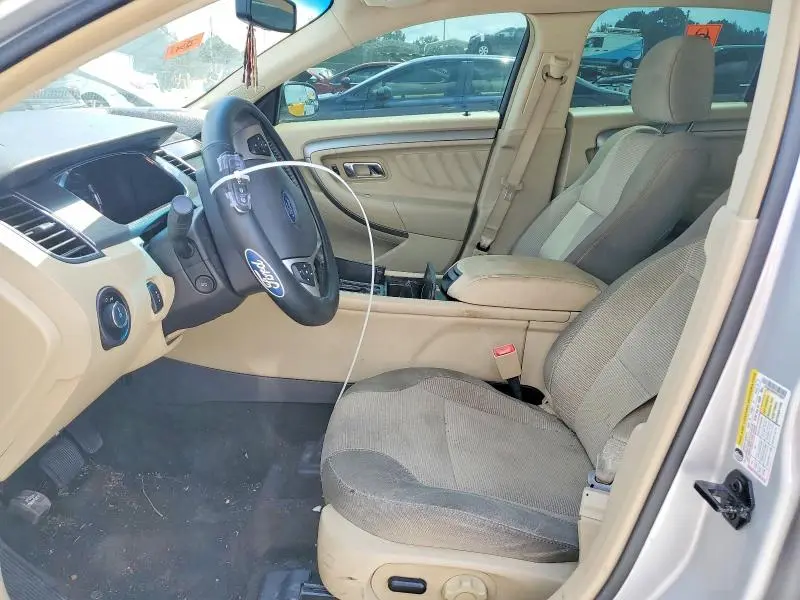 2015 FORD TAURUS SEL  