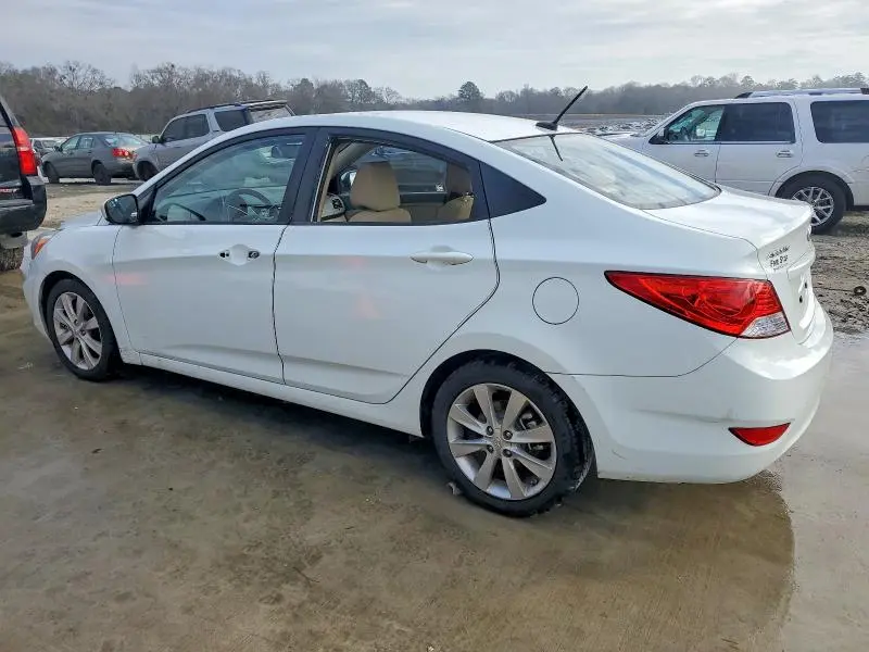 2014 HYUNDAI ACCENT GLS  