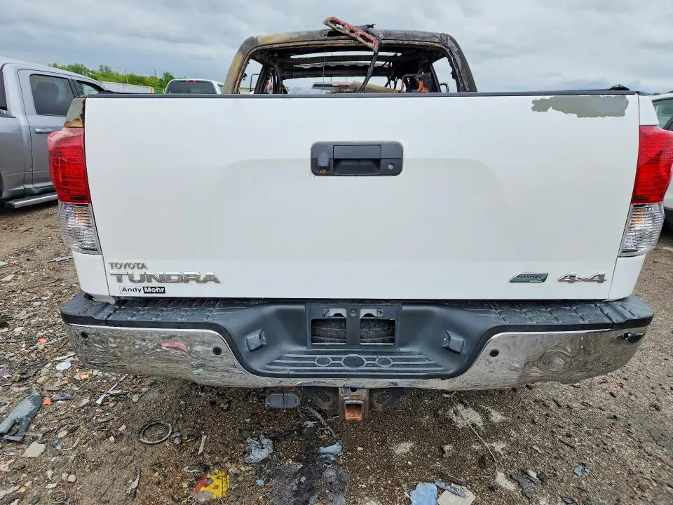 2012 TOYOTA TUNDRA CREWMAX LIMITED  