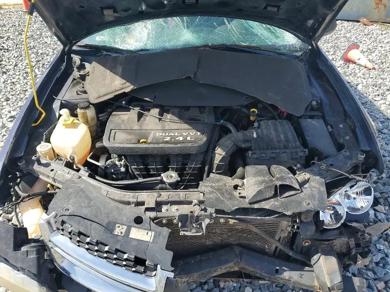 2014 DODGE AVENGER SE  