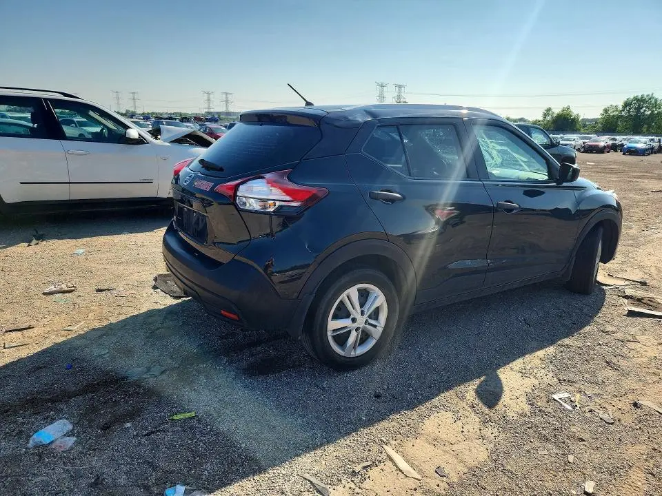 2019 NISSAN KICKS S  
