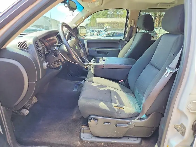 2011 CHEVROLET SILVERADO K1500 LT  