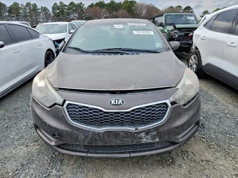 2015 KIA FORTE LX  