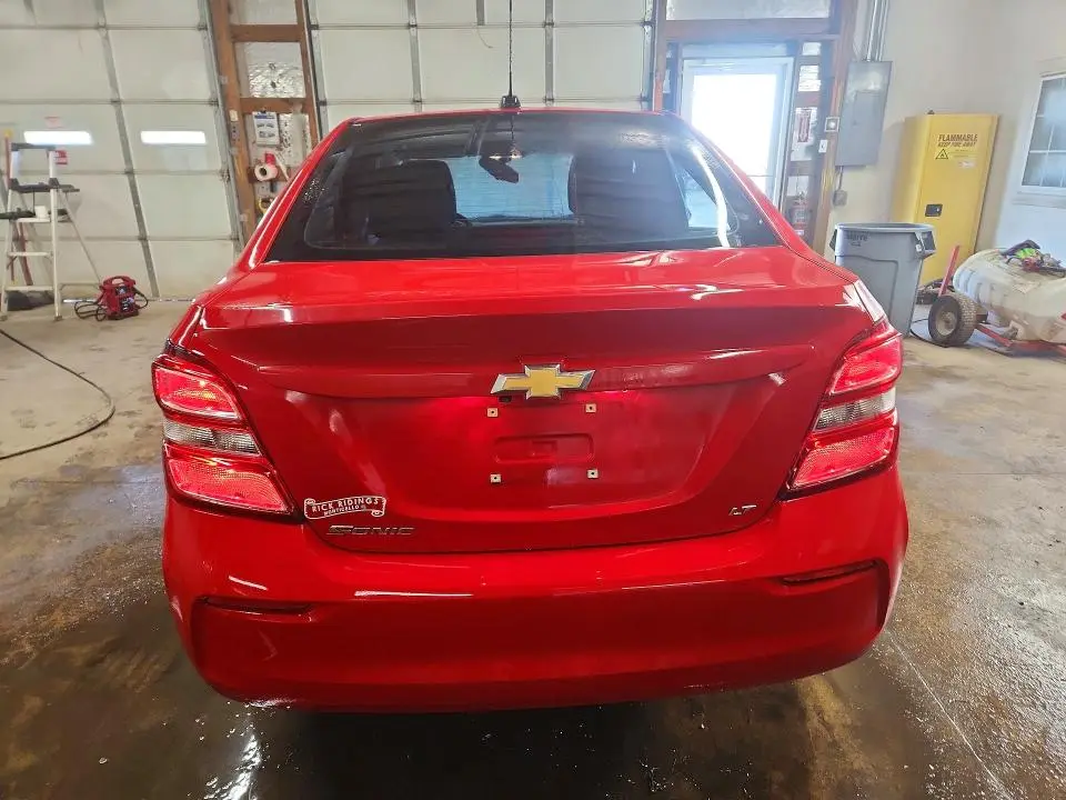 2017 CHEVROLET SONIC LT  