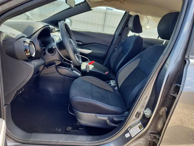 2018 NISSAN KICKS SV  