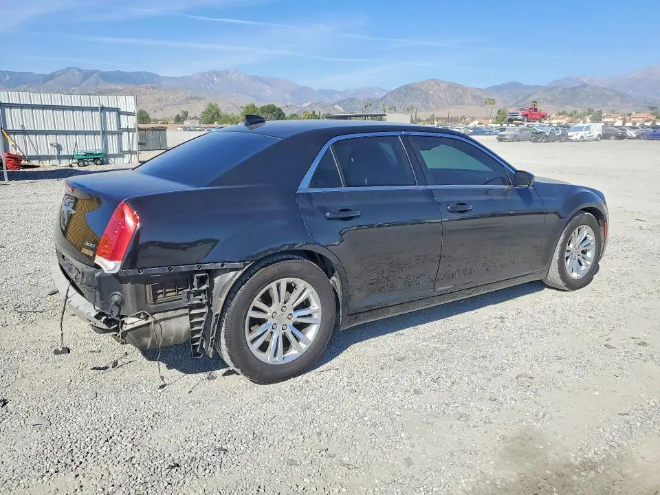 2016 CHRYSLER 300 LIMITED  