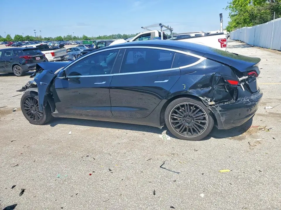 2018 TESLA MODEL 3   
