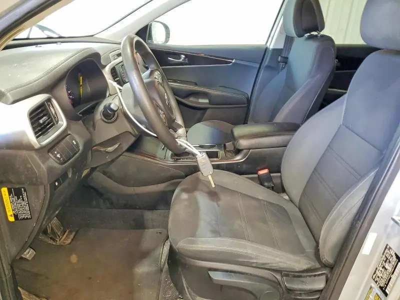 2016 KIA SORENTO LX V6  