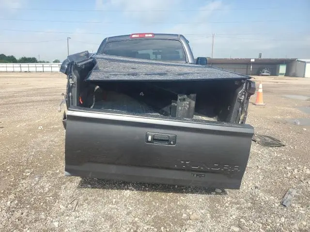 2016 TOYOTA TUNDRA CREWMAX SR5  
