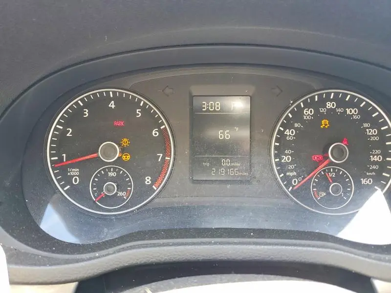 2015 VOLKSWAGEN PASSAT S  