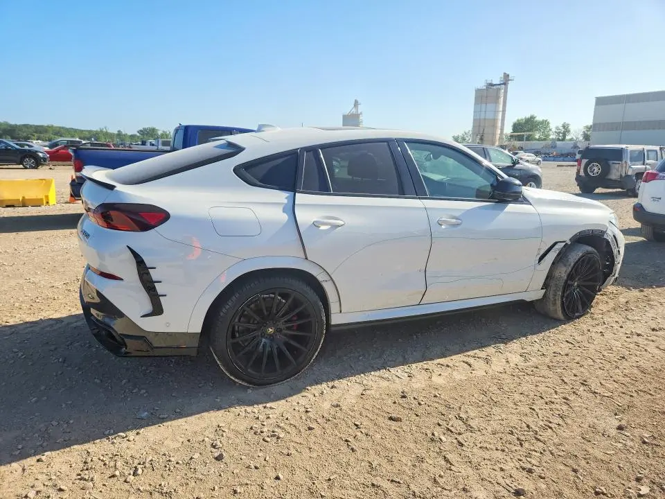 2021 BMW X6 M50I  