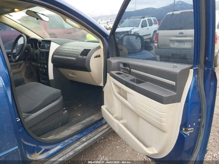 2010 DODGE GRAND CARAVAN SE