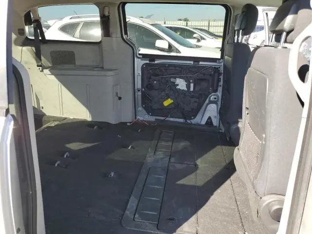 2010 DODGE GRAND CARAVAN SE  