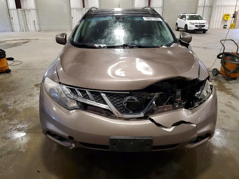 2011 NISSAN MURANO S  