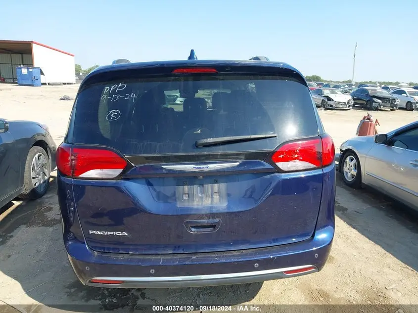 2019 CHRYSLER PACIFICA TOURING L