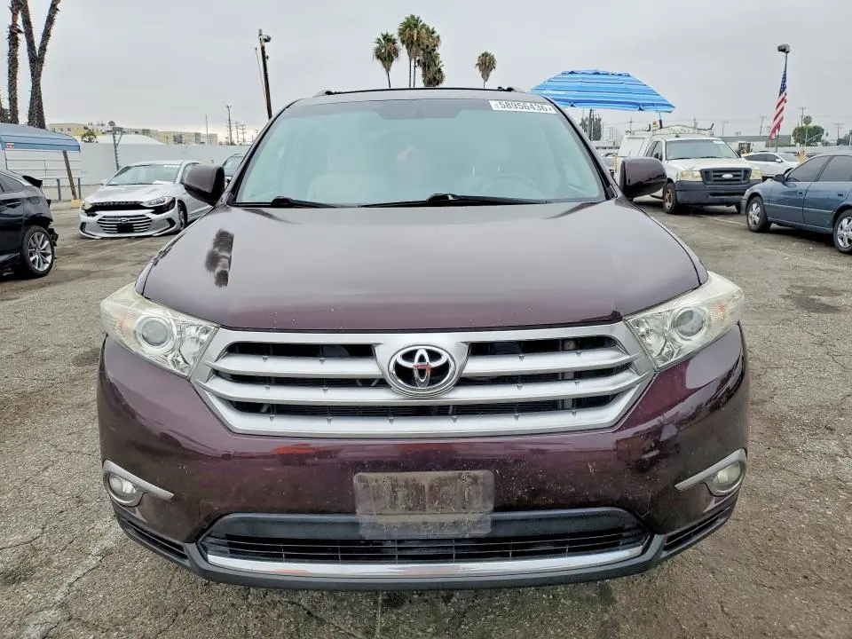 2011 TOYOTA HIGHLANDER BASE  
