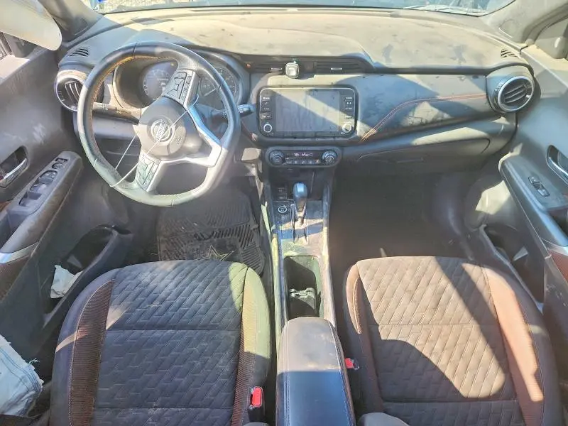 2021 NISSAN KICKS SR  