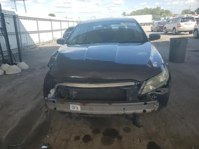 2011 FORD TAURUS SE