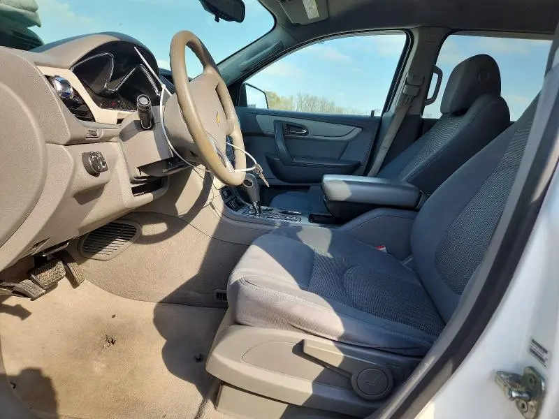 2015 CHEVROLET TRAVERSE LS  