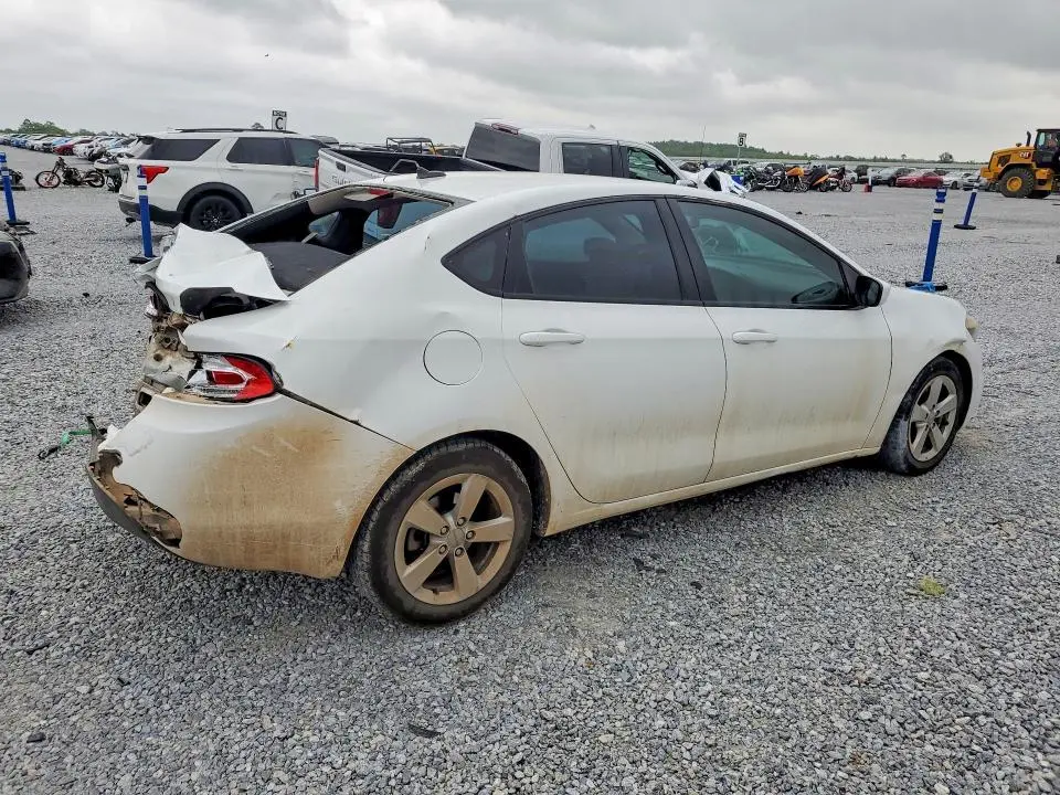 2015 DODGE DART SXT  