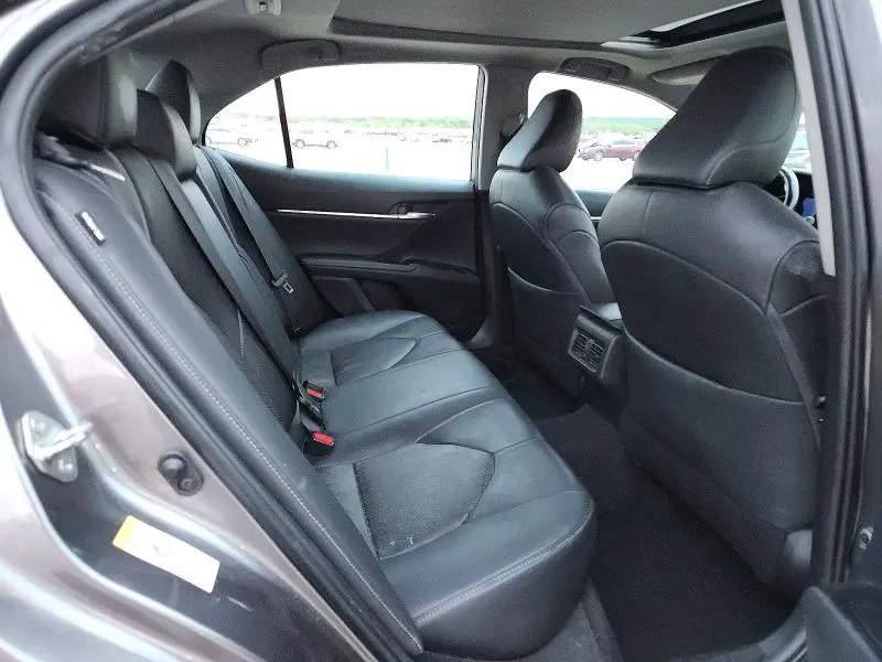 2018 TOYOTA CAMRY XSE  