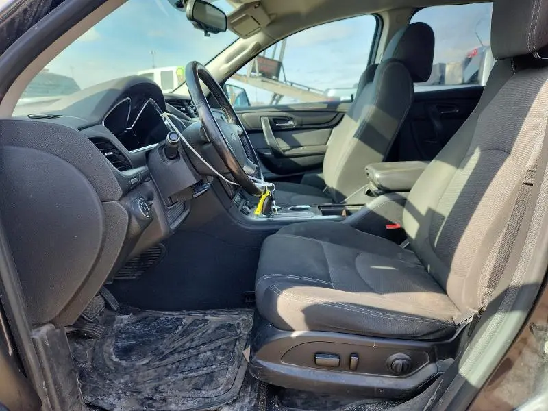 2016 CHEVROLET TRAVERSE LT  