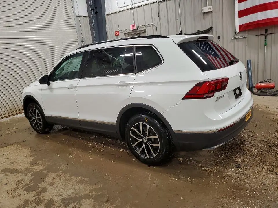 2021 VOLKSWAGEN TIGUAN SE  