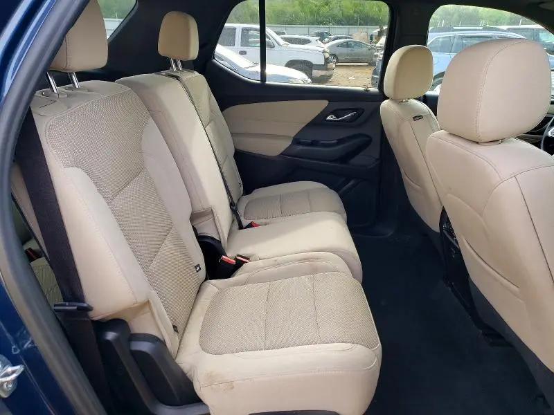 2023 CHEVROLET TRAVERSE LS  