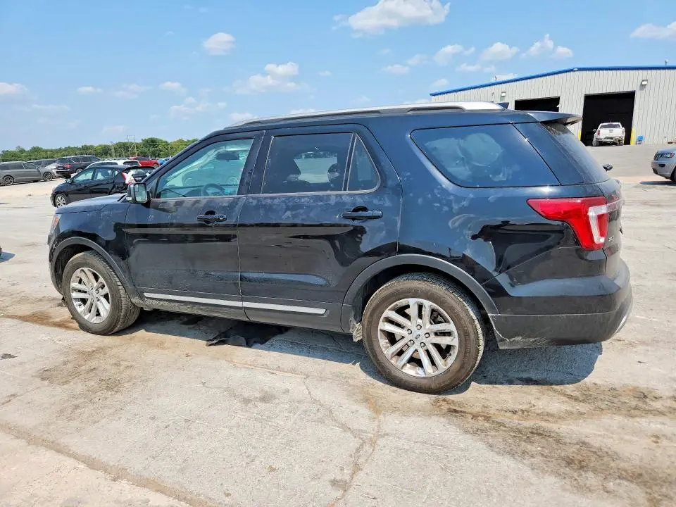 2017 FORD EXPLORER XLT  