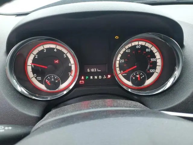 2016 DODGE GRAND CARAVAN SE  