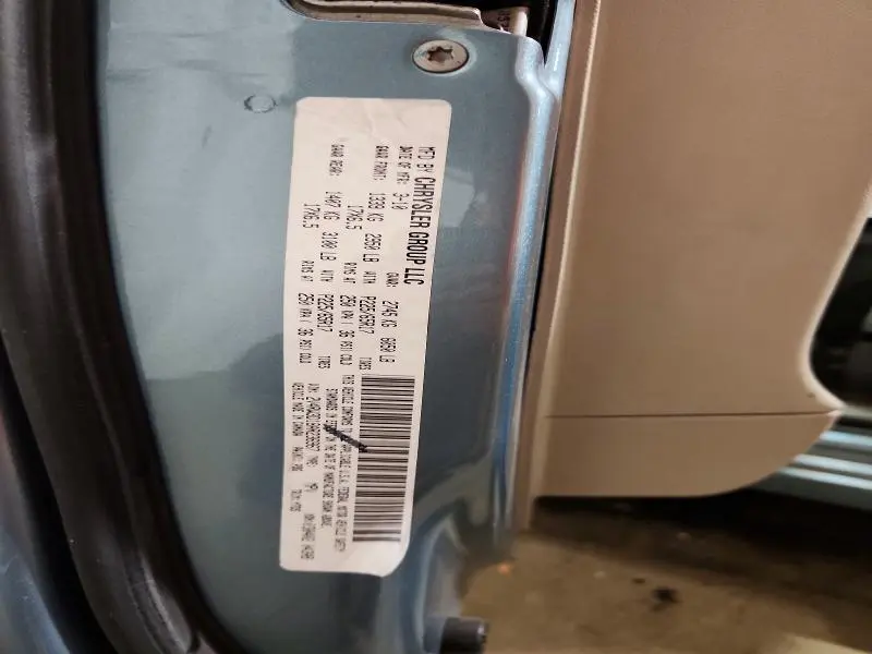 2010 VOLKSWAGEN ROUTAN SE  