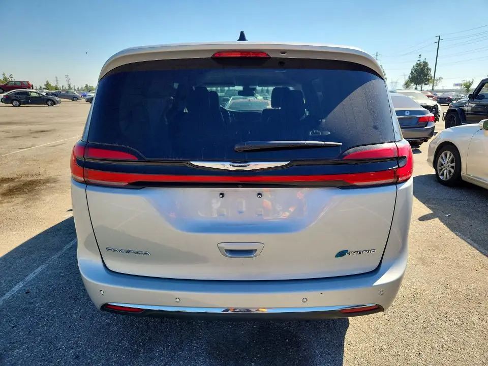 2024 CHRYSLER PACIFICA HYBRID SELECT  