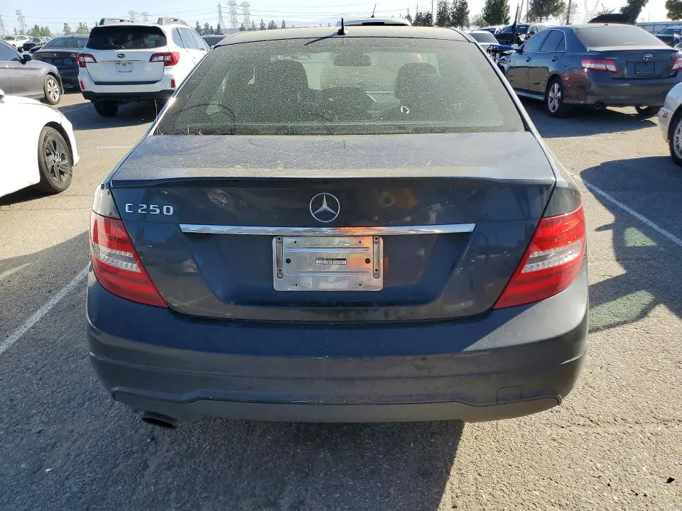 2013 MERCEDES-BENZ C 250  