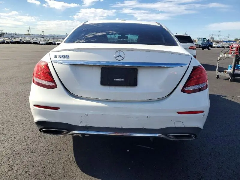 2017 MERCEDES-BENZ E 300  