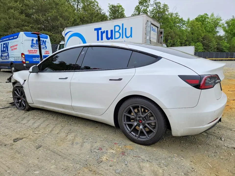 2021 TESLA MODEL 3   