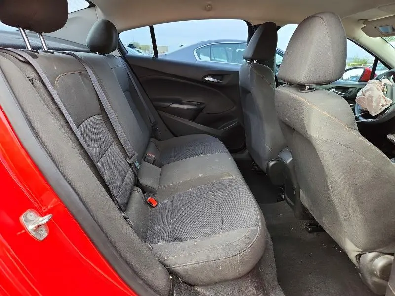 2018 CHEVROLET CRUZE LS  