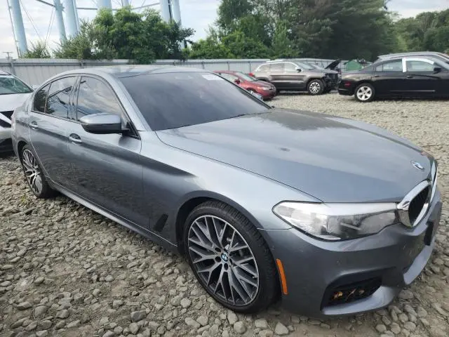 2019 BMW 530XE   
