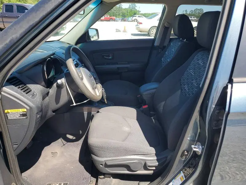2011 KIA SOUL +  