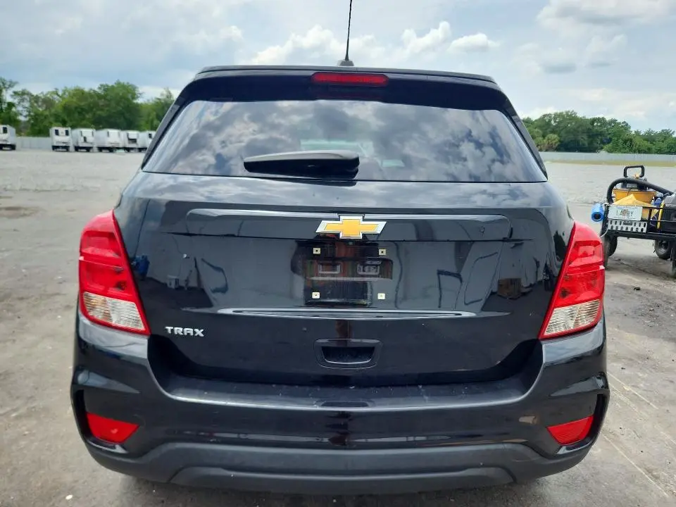 2021 CHEVROLET TRAX LS  