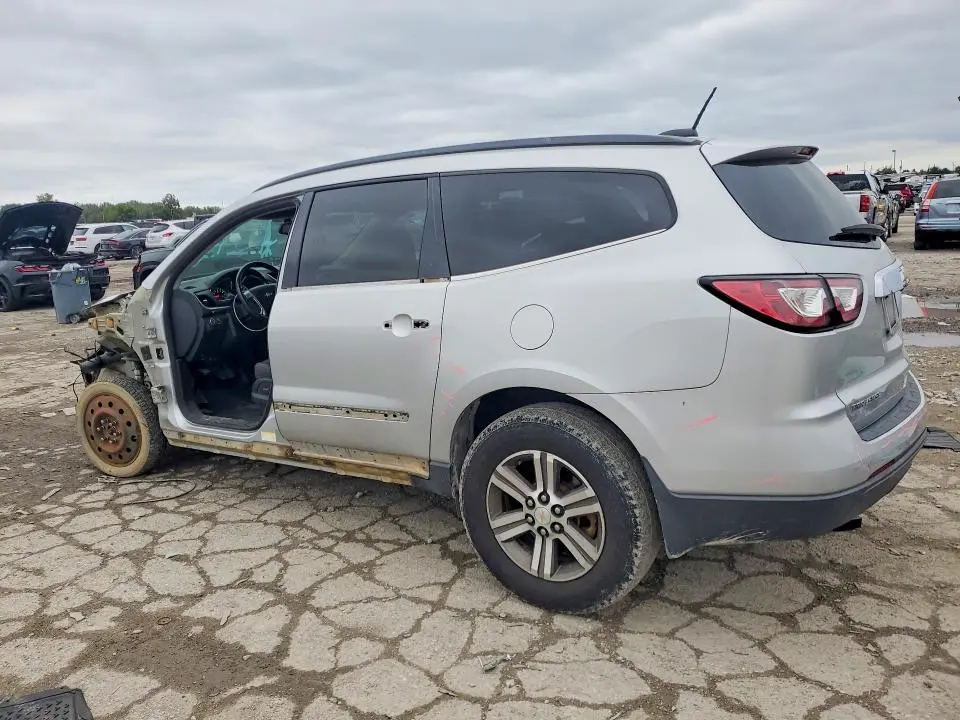 2017 CHEVROLET TRAVERSE LT  