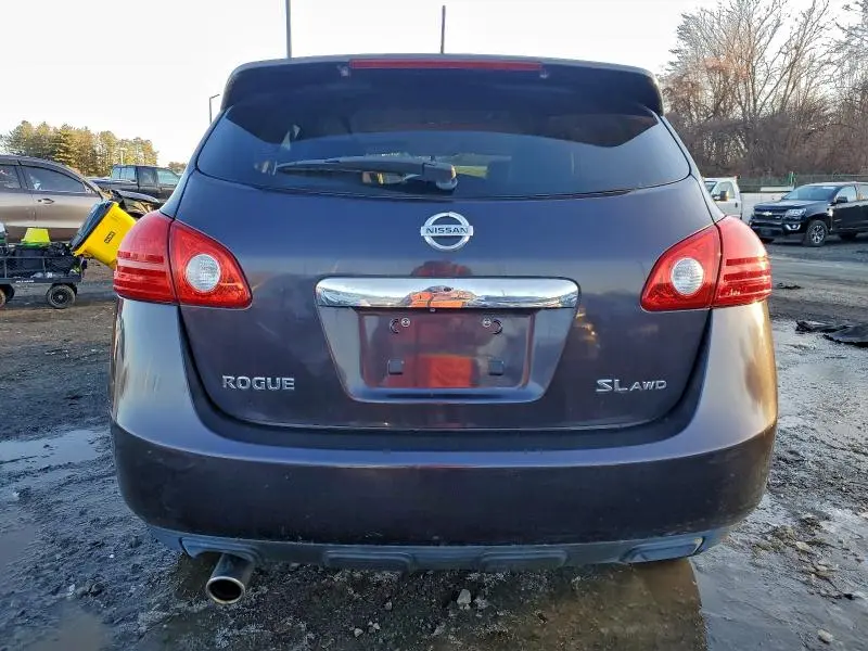 2011 NISSAN ROGUE S  