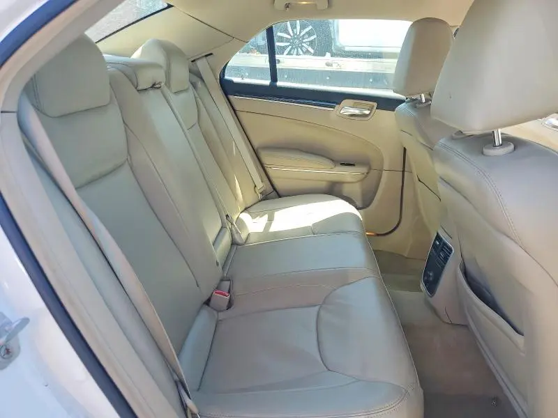 2014 CHRYSLER 300   