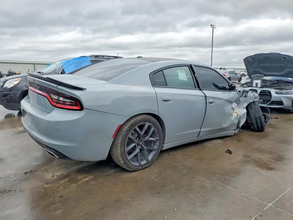 2021 DODGE CHARGER SXT  